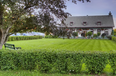 Auberge Baker